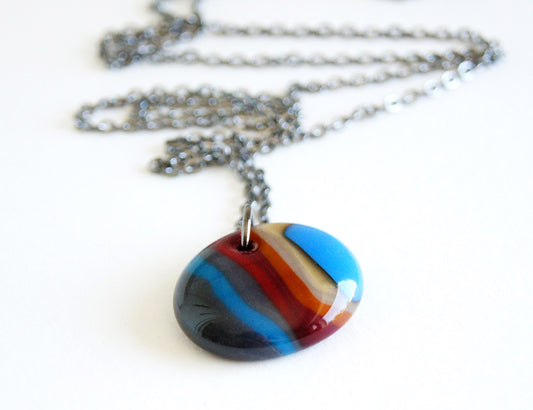 colorful statement pendant necklace in blues and browns