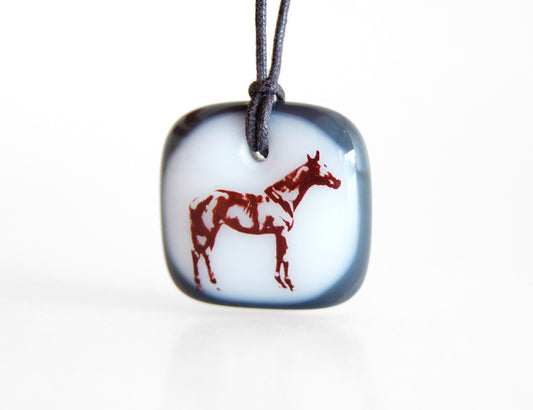 thoroughbred horse necklace view from right