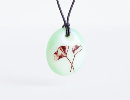 Delicate ginkgo leaf necklace in cream and pale mint green