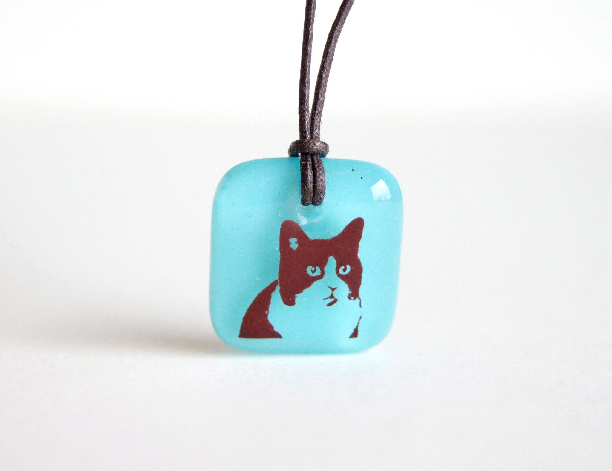 Tuxedo cat deals necklace